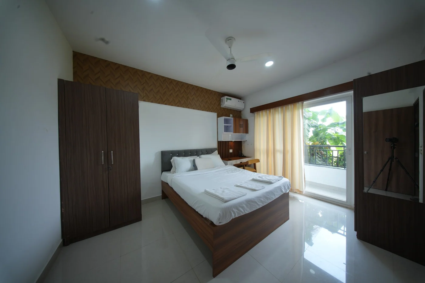 Goa Gymkhana Club — guest room