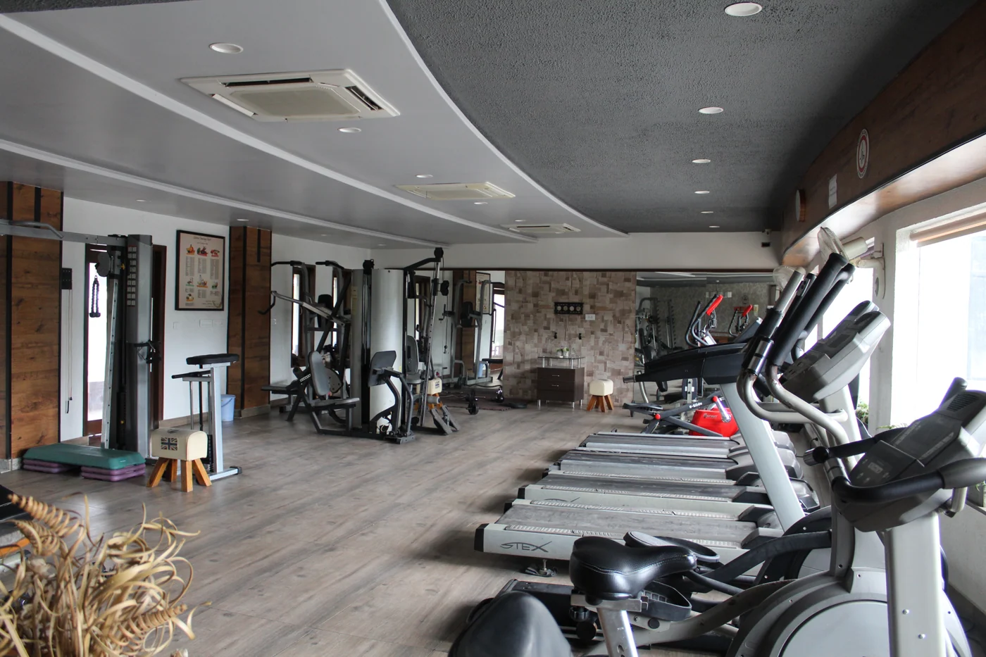 Guntur Club — Gym