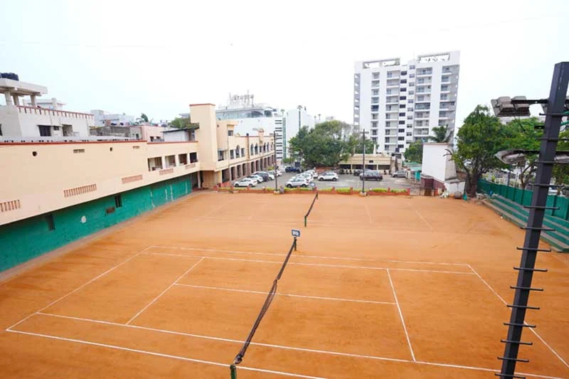 Ibp Century Club — tennis courts