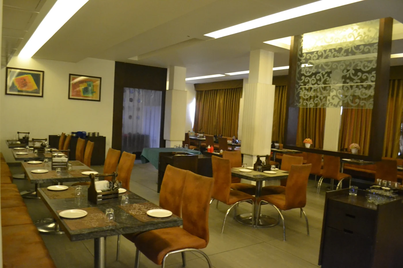 Dining room at Indore Tennis Club