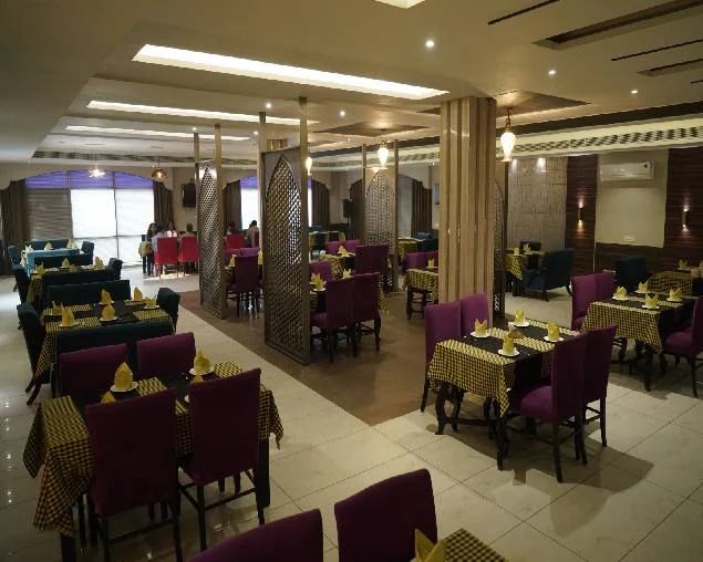 Restaurant dining room — Lodhi Club